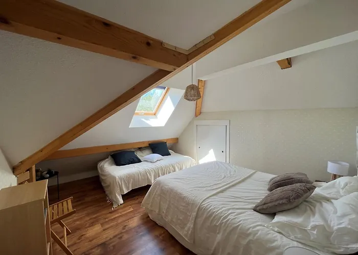 Charmant T4 Duplex Au Centre Du Village Avec Garage - Equipe Pour 6/7 Personnes - Fr-1-761-12