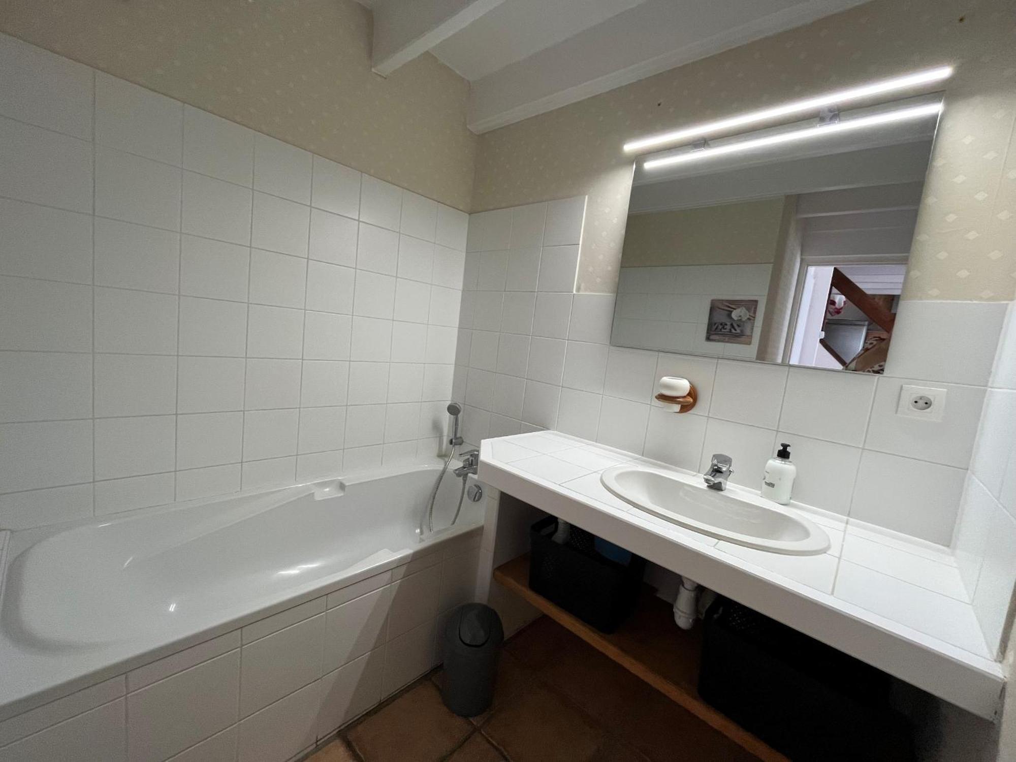 T4 Duplex Au Centre Du Village Avec Garage - Equipe Pour 6/7 Personnes - Fr-1-761-12 *